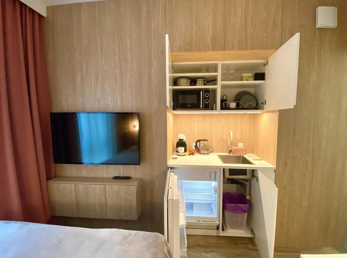 Studio Wola Apartament Kasprzaka - Wifi + Smart Tv Varsavia Esterno foto